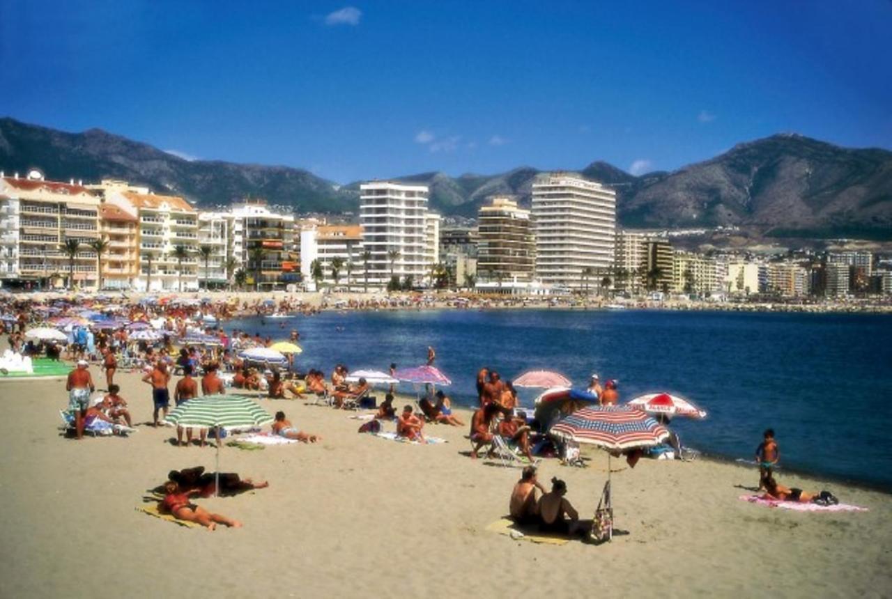 New Penthouse Near With Sunny Balcony Appartement Fuengirola