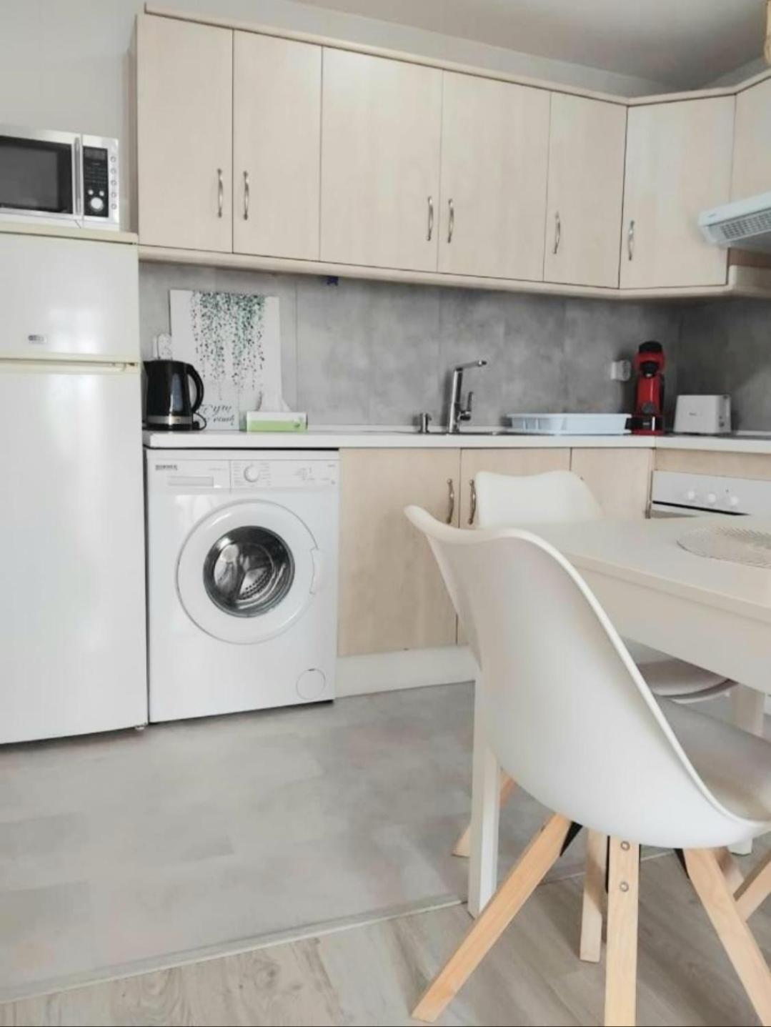 New Penthouse Near With Sunny Balcony Appartement Fuengirola