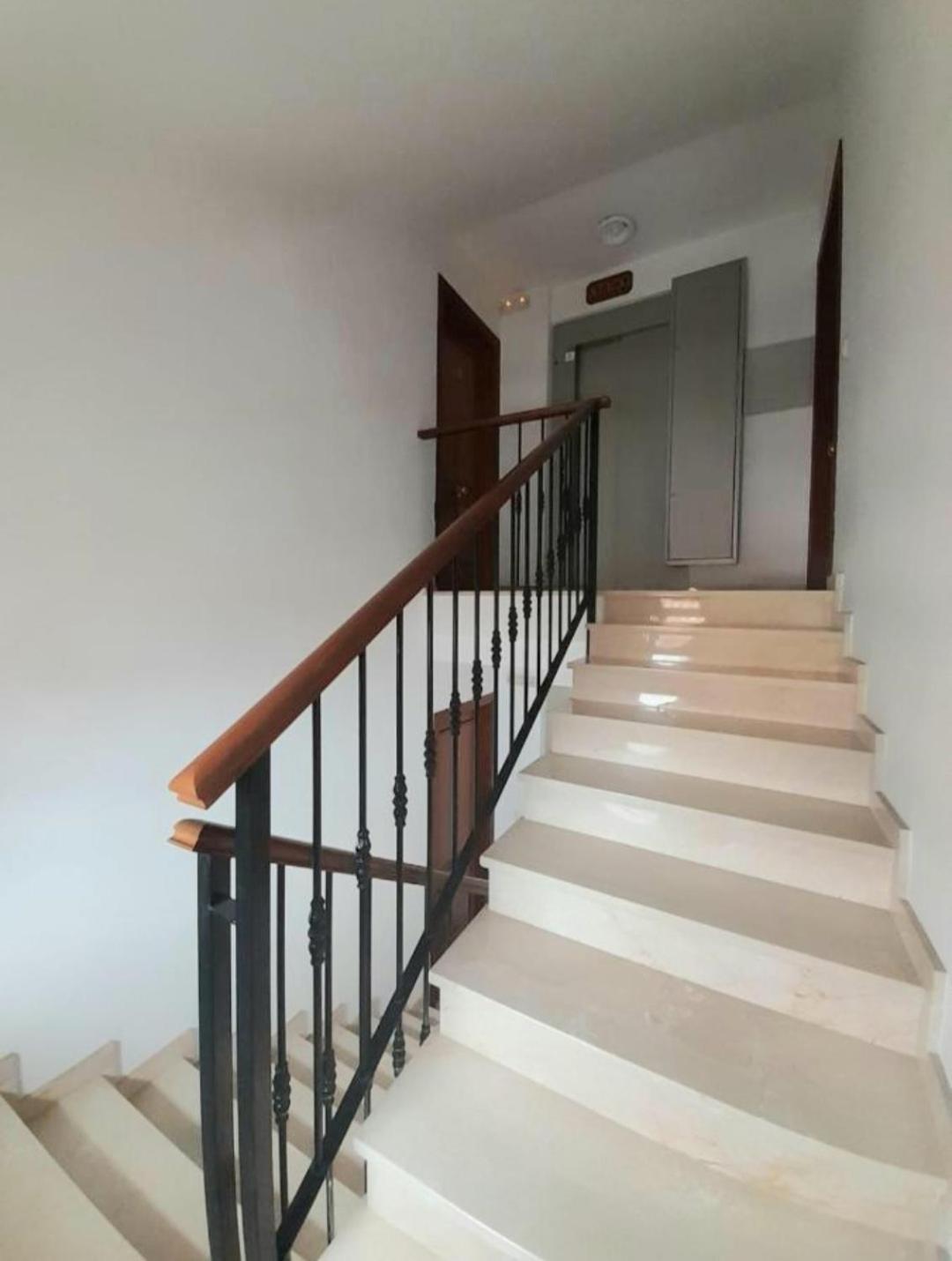 New Penthouse Near With Sunny Balcony Appartement *